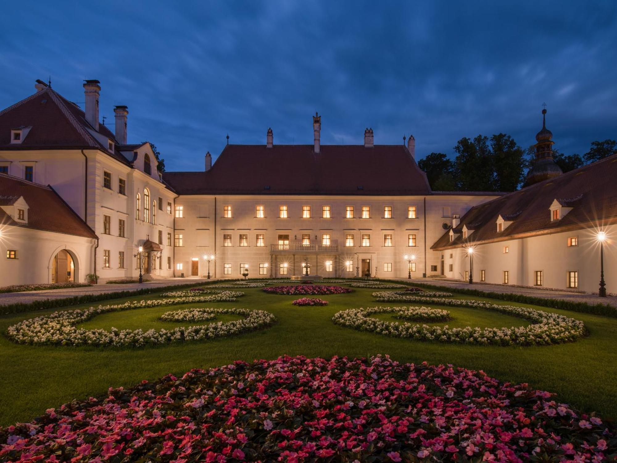 Schloss Thalheim Sankt Poelten Eksteriør billede