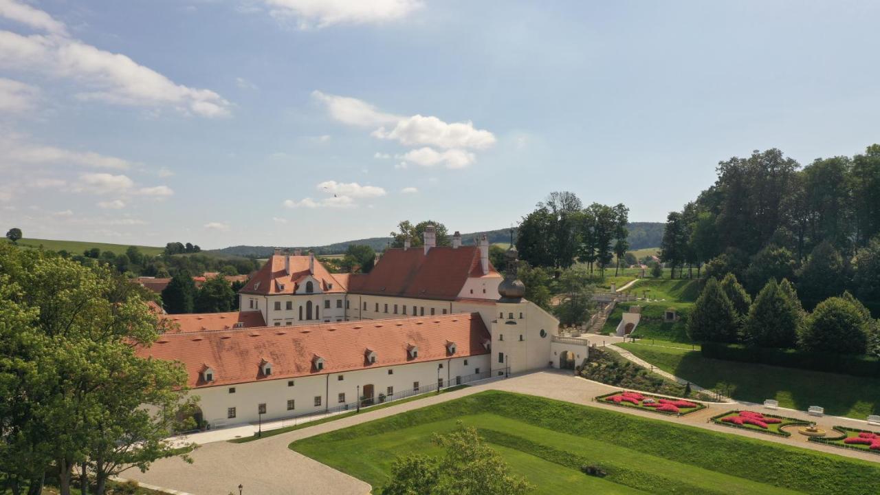 Schloss Thalheim Sankt Poelten Eksteriør billede